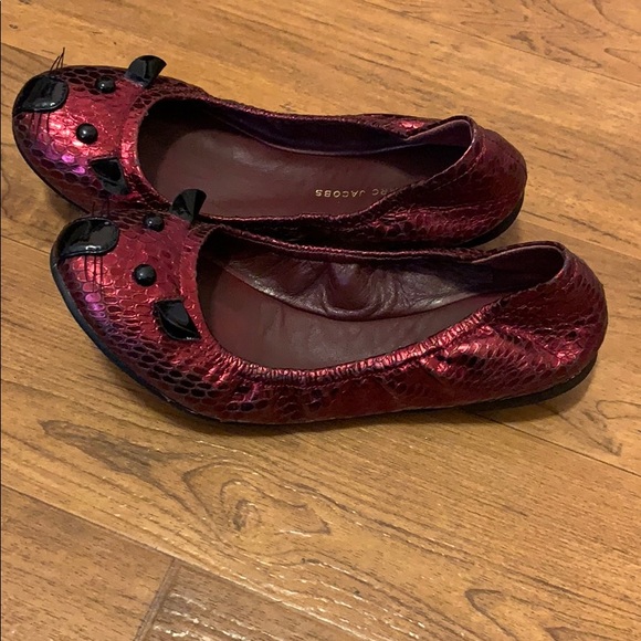 Marc jacobs burgundy mouse shoes size 35 - Picture 2 of 4